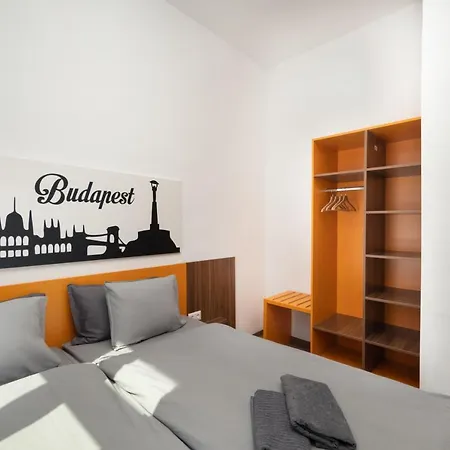 Rooms Of Wr19 *
