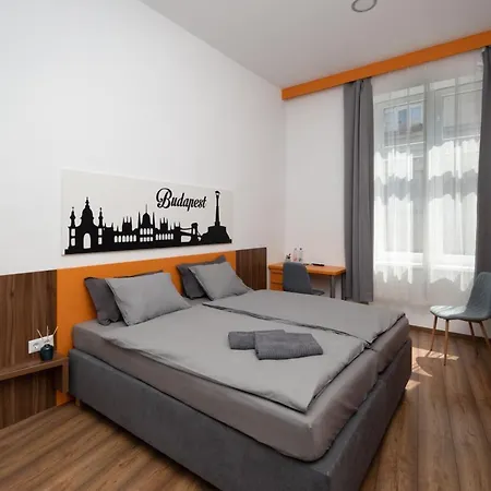 Rooms Of Wr19 *