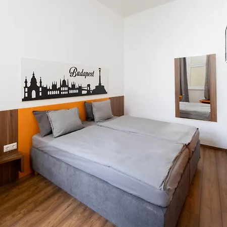 Aparthotel Rooms Of Wr19 *